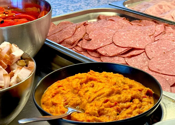 Hotell Complex Bran Brad Bega