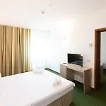 Complex Bran Brad Bega