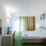 Complex Bran Brad Bega